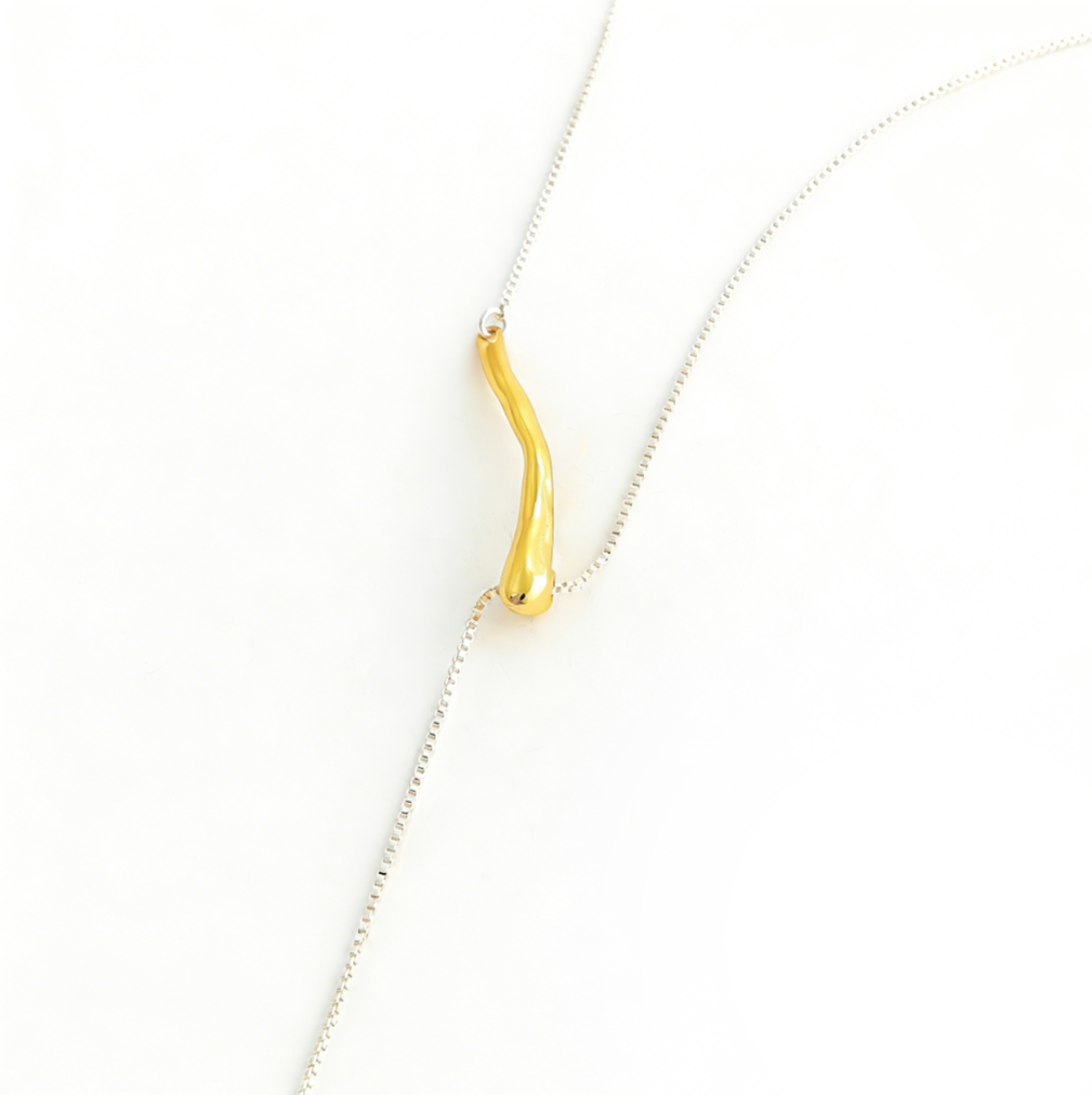 Minimalist Color-Block Sweater Chain